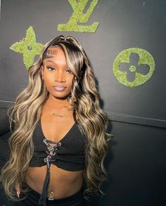 Side Part Body Wave Wig With Highlights, Wig Reinstall, Black With Blonde Highlights, Frontal Wig Hairstyles, Wig Ideas, Sew Ins, Frontal Hairstyles, Pretty Hair Color, Hair Laid