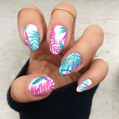 Tropical Nail Art, Tropical Nail Designs, Tropical Nails, Sweater Nails, Nail Art Designs Summer, Cute Summer Nails, Vacation Nails, Diy Nail Designs, Short Nail Designs