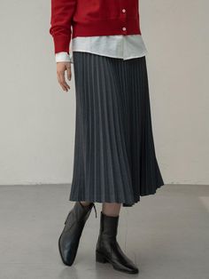 This Wool Blend Pleated Skirt showcases a refined and sophisticated style with its neatly held accordion pleats and excellent drape fabric, exuding feminine mood.- Long length that makes your outfit stylish- Subtle sheen beautifully expressed with movement- Versatile item that can be styled with any top* The actual color of the product is the most similar to the product cut. Elegant Long Gray Skirt, Elegant Gray Flowy Skirt, Pleated Skirted Bottoms For Fall, Solid Color Midi Skirt With Accordion Pleats, Formal Skirt With Folds, Formal Long Skirt With Folds, Winter Solid Pleated Skirt, Winter Pleated Flowy Skirt, Pleated Long Skirt For Winter