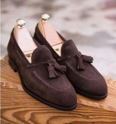 Brown Tassel Loafers Slip on Shoes for Men Fashion Shoes Men Fashion Shoes, Brown Suede Loafers, Tassel Shoes, Business Casual Shoes, Gentleman Shoes, Suede Tassel, Tassel Loafers, Suede Loafers, Leather Shoes Men