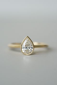 Akira Ring - 1.01ct Champagne Pear Brilliant Cut Diamond *Ready-to-ship - Foe & Dear Pear Bezel Engagement Ring, Simple Wedding Bands, Pear Shaped Ring, Ring Holder Wedding, Pear Ring, Rings Rings, Wedding Ring Box