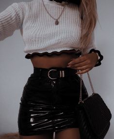 Character Closet, Boss Woman, Cute Skirt Outfits, Scorpio Moon, Venus Dresses, Aesthetic Style, Aesthetic Women, Fashion Inspiration Design, Inspired Outfits