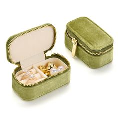 PRICES MAY VARY. LUXURIOUS VELVET MATERIAL: Taimy Travel Jewelry box is hand-made of superior velvet fabric, which brings a elegant and luxurious feelings, soft touch, no smell, moisture-proof. It will protects your Jewelry from damage and scratch. SAFEKEEPING YOUR JEWELRIES: The jewelry case comes with 3 slot rolls, 1 divisions compartment. It can hold multiple rings, earrings and other small items. Whether you're at the office, on the go, or enjoying a vacation, this ring box provides the perf Small Gift For Girlfriend, Mini Jewelry Case, Small Business Jewelry Packaging, Gifts For Young Adults Women, Travel Must Haves For Women, Stocking Stuffers Women, Simple Christmas Gifts, Gifts For Sister In Law, Unique Bridesmaid Gifts