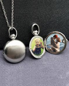 "Locket Necklace with Waterproof Photo,Custom Picture pendant with 925 Sterling Silve ,Personalized Photo Necklace, Memorial Jewellery Metal: 925 sterling silver  (14K / 18K /White, Rose or Yellow are available) pendant Dimension: 20mm and  27mm(Two sizes are available, other sizes can be customized） These locket photo necklace made 925 sterling silver ,the front and back of the pendant can be rotated，Please note that this listing is only for a single pendant of your choice. The chain is not inc Luxury Keepsake Necklace With Round Pendant, Memorial Jewelry Photo Jewelry Making, Silver Oval Pendant For Personalized Gift, Silver Oval Pendant Jewelry For Personalized Gift, Silver Chain Medallion Jewelry Gift, Silver Medallion Necklace For Memorial, Silver Medallion Necklace For Memorials, Stainless Steel Pendant Locket Jewelry, Adjustable Sterling Silver Locket Necklace Nickel Free