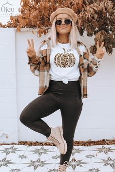 ❤️This leopard pumpkin shirt is a perfect gift for everyone! Our shirts made with the highest quality materials and are super soft, comfy and cozy!❤️ 🟢HOW TO ORDER 🟢 1. Check and Review ALL Photos 📷 2. Select Your T-Shirt Size and T-Shirt Color from drop down menus ✨ 3.Select Your Design Print Color from images and mention in personalization section 🎨 4. Add to cart & place order 🛒 We're constantly striving to provide excellent service. We'd love to get your feedback :) 🚚📦 SHIPPING & PRODUCTION Order Production: 1-2 days Your orders will be shipped within the production days and will arrive in timely manner ( Nation wide 2-5 days ) Satisfaction Guaranteed! 💚 We, Ojey Apparel, guarantee your satisfaction on every product we sell with a full refund. ✨ CARE INSTRUCTIONS Wash the shirt Country Crewneck, Pumpkin Shirt, Thanksgiving Shirts, Retro Halloween, Spice Girls, Fall Shirts, Cow Print, Nice Tops, Halloween Shirt