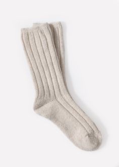 Clothes Wishlist, Winter Socks, Natural Women, Wool Socks, Boot Socks, Alpaca Wool, Grey Women, Winter Style, Dream Wardrobe