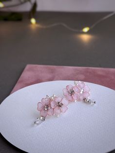 Pink Jewelry With 3d Flowers For Party, Cute Rose Gold Flower Jewelry, Cute Flower Earrings For Party, Feminine Flower Shaped Earrings For Gift, Feminine Jewelry With 3d Flowers For Gift, Silver Dainty Flower Earrings For Party, Pink Flower Shaped Jewelry As A Gift For Her, Cute Party Earrings With Flower Shape, Dainty Silver Flower Earrings For Party