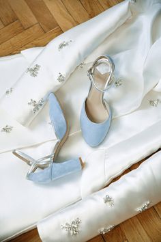 'LUNA' handmade wedding shoes in something blue suede with silver leather straps and almond toe. The block heel is 9 cm / 3.5 inches high and leather insoles ensure comfort for all-day wear. Inside there is a soft Memory foam insole, which gives a feeling of additional comfort when walking. Tunit outsole is made of a mixture of leather chips and rubber, it's more wear-resistant than leather and more durable. This type of outsoles is great for countries with rainy climates. Also, we use soft natu Light Blue High Heels, Light Blue Wedding Shoes, Blue Wedding Sandals, Bridal Aesthetic, Graduation Shoes, Blue Wedding Shoes, Bridal Heels, Bridesmaid Shoes, Blue Heels