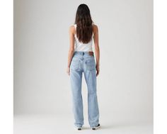 You never thought it was possible, but then it happened: your favorite jeans meet your favorite decade. We designed these 501® '90s jeans with a classic mid-rise and a loose, straight fit with just the right amount of bagginess through the leg. They're the vintage jeans you've always dreamed of finding at the thrift store, but without all the rummaging. Mid-rise with a loose fit that's just right For a slimmer fit, try one size down, and for a less loose fit, try the 501® Original The original b Women Levis Jeans, Levi Women’s Jeans, Levi’s 501 Women, Levi’s Jeans 501, Women’s Levi Jeans, Levi’s 90s 501 Outfit, Levis 501 90s Jeans, Levi Baggy Jeans, Levi’s 501 Jeans