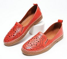 These leather slip-ons boast an intricately designed, perforated upper that demands attention. Whether you choose to wear them with your go-to jeans, a cute maxi dress, or shorts during those warm summer months, they're destined to radiate your sense of style for all to enjoy. From Spring Step. Cute Maxi Dress, Comfortable Walking Shoes, Moccasins Mens, Summer Months, Sandal Fashion, Walking Shoes, Leather Slip Ons, Leather Loafers, Slip Ons