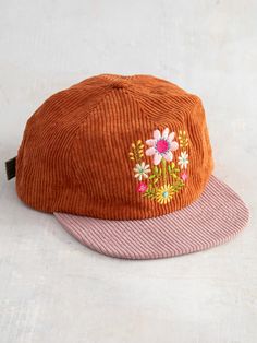 Corduroy Snapback - Folk Floral-view 1 Embroidered Hats For Men, Granola Flat Bill Hat, Granola Embroidery, Granola Girl Accessories, Short Summer Dress Outfits, Flat Bill Hats For Women Outfit, Granola Hats, Folk Outfits Aesthetic, Granola Hat