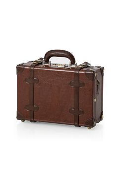 This luggage bag is the perfect everyday companion, featuring a long strap for comfortable and hands-free carrying. The ergonomic design is comfortable and stylish, ensuring you can go about your day with ease. Vintage Suitcase Aesthetic, Dress Reference, Flight Essentials, Leather Suitcase, Large Suitcase, Leather Gear, Vintage Luggage, Boxing Training, Mode Of Transport