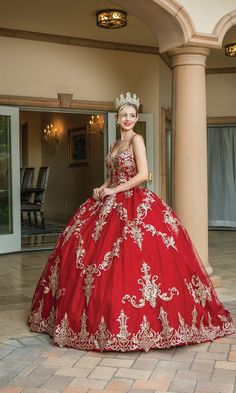 Long gold lace embroidered a-line quinceanera ball gown with sweetheart neckline and removable draped sleeves. Quinceanera Dresses Gold, Tiered Tulle Skirt, Gold Applique, Red Quinceanera Dresses, Satin Ball Gown, Embroidered Bodice, Sequin Appliques, Quinceanera Dress, Beaded Bodice