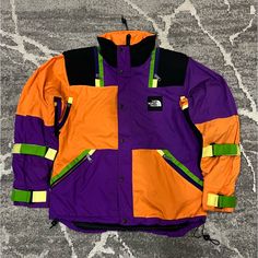 Vintage Color Block Limited Edition Jacket, (Used) Great Condition, No Liner Flaws, No Stains, Shoulder And Elbow Padding In Perfect Condition, Zipper Works Amazing, 90’s Production Jacket. Message Me With Any Questions. North Face Ski Jacket, Vintage North Face, North Face Ski, Elbow Pads, Vintage Color, The North Face Jackets, Ski And Snowboard, North Face Jacket, Ski Jacket