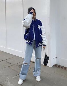 Varsity Outfit, Baseball Jacket Outfit, Varsity Jacket Outfit, Baseball Jacket Women, Varsity Jacket Women, Jacket Outfit Women, Baseball Outfit, Tomboy Style Outfits, Jacket Outfit