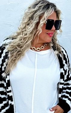 Add a chic vibe to any outfit by adding this stunning double layered chunky chain necklace! Scroll through the pics to see cute ways to style this gorgeous and versatile piece! 20 inches Lobster clasp with 3” extender FREE SHIPPING over $30 Curvy Rompers, Curvy Swim, Chunky Chain Necklace, Activewear Print, Chunky Chain Necklaces, Choose Love, Curvy Dress, Short Jumpsuit, Sweatshirt Dress