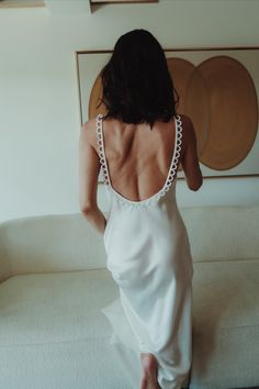 Backless Dress Lulus, Low Back Wrap Dress, Satin Beach Wedding Dress Simple, Off The Shoulder Slip Wedding Dress, Satin Wedding Dress Simple Low Back, Simple Low Back Dresses, White Mess Dress, The Wedding Club Dresses, Accesories V Neck Dress