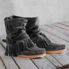 Olivia Mark - Round-toed, Short-shafted, Thick-soled Fringed Ankle Boots Fringe Moccasin Boots, Short Booties, Moccasin Boots, Short Boots, Suede Boots, Boots, Grey