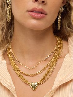 Unleash the magic of your everyday looks with our Everyday Magic Chain Necklace. Our thick chain design is perfect for layering, adding a touch of sparkle and style to any outfit. Elevate your style effortlessly with this must-have accessory. (You'll never want to take it off!) 18k Gold Plated Over Brass 37+ 5 cm long Extendable Lobster Clasp Trendy Multi-strand Chunky Chain Jewelry, Double Chain Link Necklace For Parties, Multi-strand Delicate Chain Necklace For Party, Delicate Multi-strand Chain Necklace For Party, Everyday Multi-strand Figaro Chain Necklace, Gold Double Chain Necklace For Party, Multi-strand Chunky Chain Necklace For Gift, Gold Plated Chain Necklace With Adjustable Chain For Party, Gold Plated Party Chain Necklace With Adjustable Chain