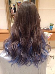 Blue Tips Hair, Gray Wig, Blue Hair Highlights, Peekaboo Hair, Natural Hair Extensions, Hair Color Pastel