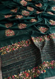 Elevate your ethnic wardrobe with this stunning saree, crafted from pure Munga silk with intricate Banarasi weaving. The saree showcases exquisite hand knot and katha work, adding a unique blend of artistry and tradition. Paired with a matching pure Munga silk blouse, this saree is perfect for festive occasions and celebrations, offering a timeless and elegant look.Paired with a matching blouse piece, this saree is ideal for special occasions where you want to stand out with understated grace. F Bridesmaids Saree, Katha Work, Silk Saree Wedding, Brother Wedding, Bridesmaid Saree, Lehenga Wedding, Kantha Work, Tussar Silk Saree, Wedding Lehenga