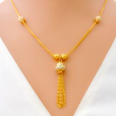 impressive-sleek-22k-gold-necklace 22k Gold Necklace, Bridal Jewelry Necklace, Diamond Pendant Sets, Modern Bracelets, Fancy Necklace, Fancy Rings, Mens Gold Rings, Diamond Necklace Set, Traditional Earrings