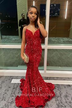 Sparkly Dress Outfit, Red Prom Dress Sparkly, 8th Grade Prom Dresses, Red Hoco Dress, Red Sparkly Dress, Red Mermaid Dress, Red Corset Dress, Mermaid Corset, Red Mermaid Prom Dress