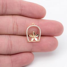 ★ High quality CZ flower charms, 18K real gold plated over brass, lead nickel free ★ Size: 16x13mm, hole size 1mm approx. Quantity: 4pcs Color: clear CZ, gold Material: 18K gold plated brass, CZ ❤ More gold plated brass items here: ❤ https://www.etsy.com/shop/Nbeads?search_query=GB ❤ More metal findings(brass, silver, alloy etc.) here: ❤ https://www.etsy.com/shop/Nbeads?section_id=6656259 Dainty Gold Flower Charm, Gold Flower Charm For Gift, Gold Flower Pendant Charms For Gifts, Gold Flower Pendant Charms As Gift, Gold Flower Charm Pendant, Gold Pendant Charm With Flower Detail, Gold Pendant Flower Charm, Gold Flower Charm For Jewelry Making, Gold Whale