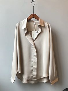 Casual Blouse Women, Long Sleeves Tops, V Neck Shirts, Loungewear Fashion, Clothes Korean Style, Color Champagne, Satin Shirt, Satin Blouse, Elegant Shirt