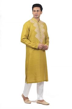 Mehendi green matka silk kurta with thread hand embroidery. Comes with pant. - Aza Fashions Pista Green Raw Silk Kurta With Dabka, Pista Green Embroidered Kurta In Raw Silk, Ceremonial Embroidered Pista Green Kurta, Pista Green Embroidered Raw Silk Kurta, Ceremonial Pista Green Embroidered Kurta, Slub Silk Kurta For Ceremonial Festivals, Ceremonial Slub Silk Kurta For Festivals, Ceremonial Tussar Silk Kurta With Resham Embroidery, Ceremonial Pista Green Kurta With Chikankari Embroidery