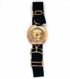 Vintage 14k Solid Gold Hallmark Wristwatch  Fits 6.5 Inch wrists 12.8 Grams  23mm Across This is a beautiful dainty watch that is in great condition for its age. If you have any questions or concerns or would like a custom order please message me and I will get back to you as soon as possible. serial number: Aj051829 A Dainty Watch, Jewellery And Watches, Hallmark, Favorite Jewelry, Solid Gold, Wrist Watch, Jewelry Watches, Accessory Gift, Display Homes