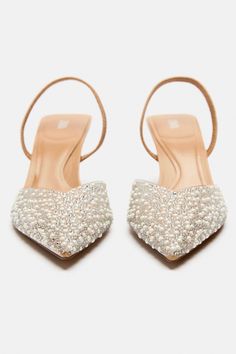 PEARL HEELED SLINGBACKS Shoes To Wear To Wedding As Guest, Pointed Bridal Shoes, Bride Shoes Beach Wedding, White Bridal Shoes Low Heel, Square Toe Wedding Shoes, Low Block Heel Wedding Shoes Brides, Nude Bridal Shoes, Close Toed Wedding Shoes, Pearl Shoes Wedding