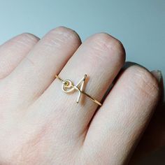 Perfect Personalized Gift For Your Loved Ones! - NON-ADJUSTABLE UPPERCASE initial ring. ► { N O T E } lease LEAVE A NOTE about WHICH LETTER & WHICH Pattern ( uppercase or lowercase) do you need AT CHECKOUT, thanks!! - { NEW ITEM! } { 18 GAUGE INITIAL RING!! } { HIGHLY RECOMMEND } www.etsy.com/listing/537290963/18-gauge-custom-initial-ring-sterling?ref=shop_home_active_2 - Want ADJUSTABLE initial letter ring? Check this out! https://www.etsy.com/listing/199234606/initial-letter-ringsingle-let Mid Rings, Silver Jewelry Diy, Letter Ring, Gold Rings Fashion, Gold Ring Designs, Bridal Gold Jewellery Designs, Initial Ring, Initial Letter, Girly Jewelry