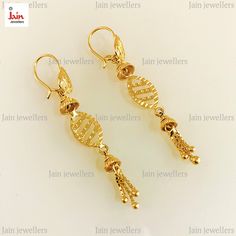 ❤️About the Item❤️ ✔ A rare detailed designer Long Dangle Drop Women's Earring handcrafted by experienced craftsmen in real solid gold symbolizing traditional Indian Craftsmanship and artistry.  ❤️DISCOUNT AND OFFERS❤️ ✔ Please contact us for any discounts or offers that are available on this item. We also provide discounts on bank transfers. Please check the payments methods below! ❤️CUSTOMIZATION❤️ ✔ Please check our designs listed in our store and don't hesitate to contact us with any custom made jewelry piece. ✔ We can engrave custom text of your choice, just drop a message regarding whatever you want to get engraved. ❤️WEIGHT AND SPECIFICATIONS❤️ ✔ 18 KARAT Gold Weight :- 5.000 Grams Approx ✔ 22 KARAT Gold Weight :- 6.000 Grams Approx ✔ This is a solid real gold earring with a hallmar Saudi Gold Earrings Design, Long Somali Gold Earrings, Luxury Traditional Yellow Gold Danglers, Luxury Gold Dangle Chandbalis, Long Earing Designs Gold, Gold Earrings Designs Simple, Earrings Gold Indian, Gold Earrings Long, Dubai Gold Jewelry