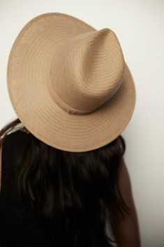 Summer Fedora With Short Brim For Everyday, Chic Wide Brim Panama Hat In Toquilla Straw, Chic Short Brim Panama Hat In Toquilla Straw, Chic Panama Hat With Short Brim In Toquilla Straw, Chic Toquilla Straw Panama Hat With Wide Brim, Chic Toquilla Straw Panama Hat With Short Brim, Summer Fedora In Toquilla Straw, Chic Brimmed Panama Hat In Toquilla Straw, Lightweight Brimmed Straw Hat For Everyday