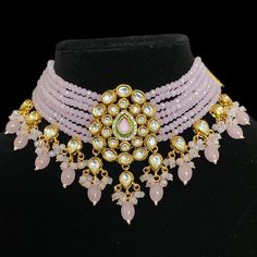 Bollywood Style Choker For Diwali Gift, Adjustable Temple Style Kundan Necklace, Adjustable Kundan Necklace With Cutdana For Festivals, Kundan Meenakari Necklace Gift, Traditional Kundan Necklace With Meenakari, Kundan Necklace With Meenakari As Gift, Traditional Adjustable Kundan Necklace With Meenakari, Adjustable Kundan Necklace In Bollywood Style, Adjustable Kundan Jewelry With Zari Work