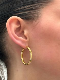 EARRINGS SIZE & MATERIAL❋ 16kt gold plated stainless steel ❋ non tarnishing ❋ nickel free Engagement Box, Geode Ring, Waterproof Jewelry, Ring Size Guide, Gold Hoops, Earrings Collection, Gold Hoop Earrings, Ring Bracelet, Shop Earrings