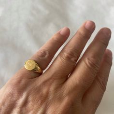 "Pinky ring, Engraved ring, Initial Ring, Personalized Ring Engraved Signet ring with Round Seal- Best quality 18k Gold Plate Engraved 1 letter - Vintage style Diameter: 0.7 mm = 0.27\" Please note in the \"notes to seller\" at checkout. : * state your ring size * letter you want to apper The product will arrive to you packed in gift box and padded envelope to maintain the product Our jewelry are water resistant and comes with 1 year warranty Thank you for your interest. Please check out our oth Gold Pinky Ring For Women, Pinky Ring Mens Vintage, Female Pinky Ring, Signet Pinky Rings Women, Initial Signet Ring, Pinky Gold Ring, Everyday Open Ring With Initials, Everyday Engraved Initials Open Ring, Simple Anniversary Ring With Initials