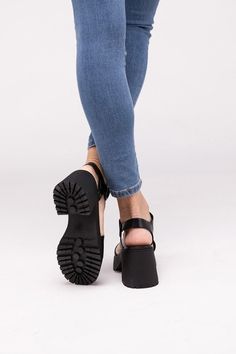 Introducing our Boomer-S Platform Heel Sandals with Ankle Straps, the perfect blend of style and comfort for your summer wardrobe. These sandals feature a trendy platform heel design that adds height while ensuring stability and support. Heel Height: 3.5 Width: Regular Fit true to size Rose Leggings, Heel Design, Platform Sandals Heels, Denim Accessories, Platform Heel, Heels & Wedges, Swimwear Outfit, Effortless Chic, Active Wear Leggings