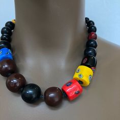 Macy’s Beads Choker Necklace. Retro Wooden Beads Jewelry, Retro Wooden Round Bead Jewelry, Retro Wooden Bead Jewelry, Retro Beaded Necklaces For Gifts, Retro Necklaces With Large Round Beads, Retro Beaded Necklaces As Gift, Retro Large Beads For Gifts, Necklace With Large Round Beads, Retro Colorful Beads Necklace For Gift