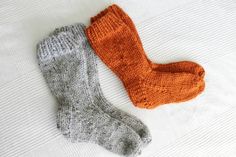 "Stay cozy in the cold weather with these hand knit Cottage Socks! These warm socks feature thick wool/acrylic blend yarn. Choose from over 30 colors! The sizing in the drop-down menu shows US shoe sizes with their approximate measurement in inches. *Colors shown in photos: Gray Marble, Pumpkin* Processing Time: This item is Made To Order and takes approximately 1 to 2 weeks to complete before it will be shipped to you. If you require a Rush Order, please message me, and I will give you a new es Knitted Winter Socks, Comfortable Knitted Socks, Hand Knitted Yarn Socks For Winter, Thick Cozy Socks For Fall, Cozy Knitted Yarn Socks, Cozy Hand Knitted Socks, Cozy Hand Knitted Yarn Socks, Handmade Cozy Socks For Fall, Winter Knitted Yarn Socks