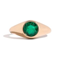 Pinky ring with bezel set round cut Emerald (approx. 0.9ct) Size 6.5 Round Emerald Ring, Ring Bezel, Pinky Ring, Emerald Ring, Signet Ring, Bezel Setting, Emerald Cut, Round Cut, Emerald