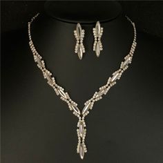 Sexy Wave Bridal Choker Jewelry Set Silver Plated Rhinestone Crystal Necklace Earrings Women Wedding Jewerlry SetModel Number:4000800116836 Bridal Choker, Choker Jewelry, Earrings Women, Jewelry Choker, Necklace Earrings, Crystal Rhinestone, Crystal Necklace, Jewelry Set, Jewelry Sets