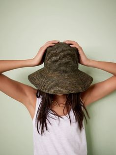 Packable Straw Hat | Banana Republic Casual Fedora For Travel And Vacation, Casual Paper Straw Boater Hat, Casual Woven Flat Brim Bucket Hat, Casual Woven Bucket Hat With Flat Brim, Casual Lightweight Straw Boater Hat, Casual Straw Hat For Travel And Vacation, Casual Spring Straw Hat For Travel, Casual Straw Hat For Beach Travel, Casual Straw Hat For Beach Season Travel