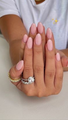 Nail inspo Milky Pink Nails, Kutek Disney, Milky Pink, Milky Nails, Nail Salon Design, Basic Nails, Casual Nails, Nails 2024, Pink Acrylic Nails