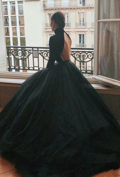 Tulle Balls, Gothic Wedding Dress, Gown Black, Satin Tulle, Tulle Ball Gown, Dresses Indian, Gown Prom, Gothic Wedding, Ball Gowns Prom