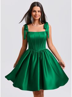 JJ's House Bow Satin Straight Fall Spring Summer Ball-Gown/Princess Plus General Convertible Back Zip Vintage Beautiful Back Corset Coquette Dark Green Height:5.8ft（176cm） Bust:32in（82cm）Waist:24in（61cm）Hips:35in（89cm） No Short Green Sleeveless Homecoming Dress. #JJ's House #Bow #Satin #Straight #Fall #Spring #Summer #BallGownPrincess #Plus #General #Convertible #BackZip #Vintage #BeautifulBack #Corset #Coquette #DarkGreen #No #Short #Green #Sleeveless #HomecomingDress Corset Dress Wedding, Elegant Square Neck Homecoming Dress, Green A-line Evening Dress For Homecoming, Green Square Neck Dress For Wedding, Green Square Neck Wedding Dress, Elegant Green Corset Dress For Prom Season, Elegant Green Corset Dress For Prom, Green A-line Dress For Homecoming, Elegant Green Corset Dress For Formal Occasions