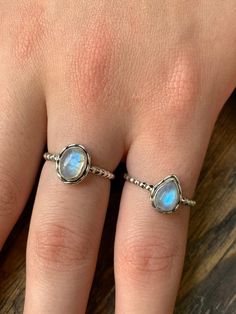 Moonstone stackable ring with beaded band Size available 5,6,7,8,9Other stone available Plain Silver Rings, Teardrop Ring, Boho Minimalist, Aqua Chalcedony, Chunky Rings, Ring Stacking, Thumb Rings, Ring Dainty, Stackable Ring