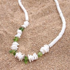 Puka Gem Green Hawaiian Necklace  #madeinhawaii #hawaiian Beachy Necklace, Hawaiian Necklace, Hawaiian Dresses, Tropical Earrings, Tropical Jewelry, Beachy Jewelry, Island Jewelry, Seashell Earrings, Hawaiian Jewelry