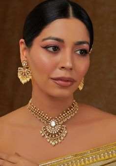 Kundan Pendant Necklace Set Zevar by Geeta - Fabilicious Fashion Silver Gold-plated Kundan Necklace For Festive Occasions, Gold Dual-tone Kundan Necklace For Wedding, Traditional Kundan Necklace With Matching Earrings, Elegant Kundan Dual-tone Bridal Necklace, Silver Gold-plated Kundan Bollywood Necklace, Indian Theme, Indian Wedding Wear, Kundan Necklaces, Silver Jewelry Fashion